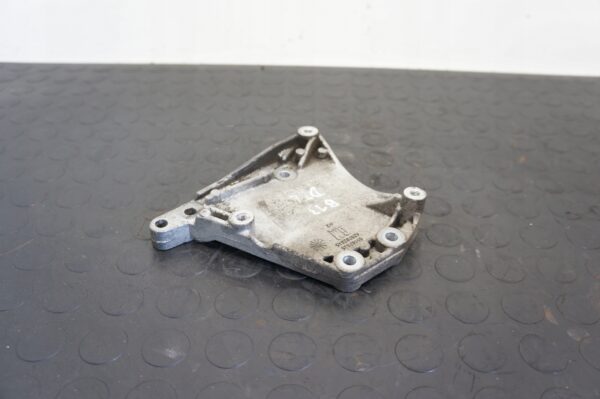 ŁAPA WSPORNIK KLIMATYZACJI CORSA E 1.3 CDTI 55567925