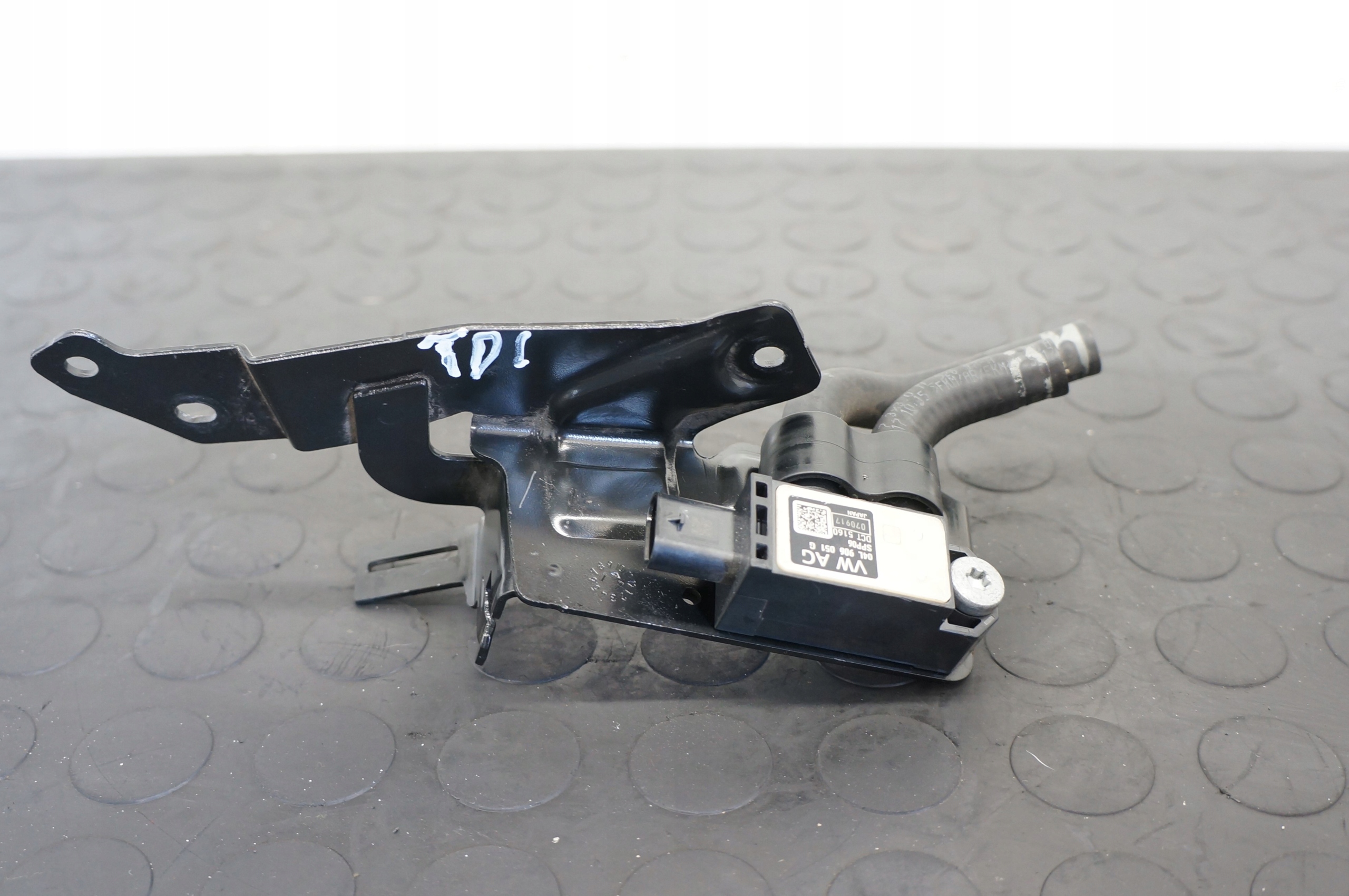 CZUJNIK CIŚNIENIA SPALIN VW GOLF VII TIGUAN A3 PASSAT 2.0 TDI 04L906051G