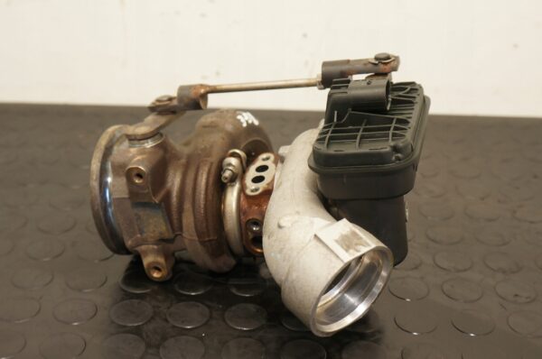 TUROSPRĘZARKA TURBO VW GOLF VIII LEON A3 OCTAVIA 1.4 E-TRON 04E145715M