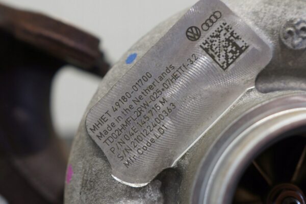 TUROSPRĘZARKA TURBO VW GOLF VIII LEON A3 OCTAVIA 1.4 E-TRON 04E145715M