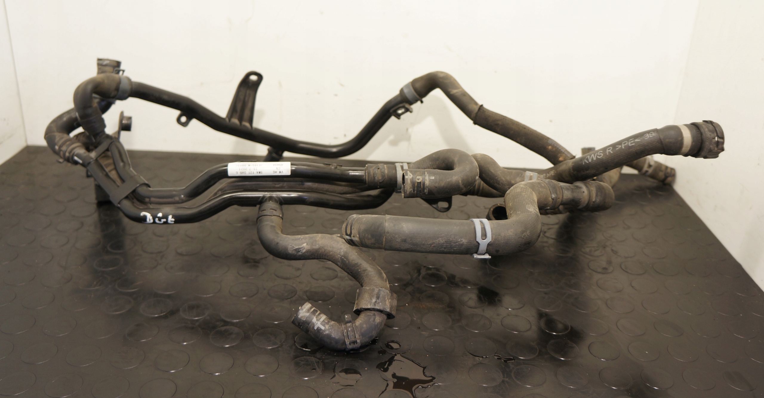 MAGISTRALA RURKI WODY VW GOLF VIII LEON A3 OCTAVIA 1.4 E-TRON 5WA121065C