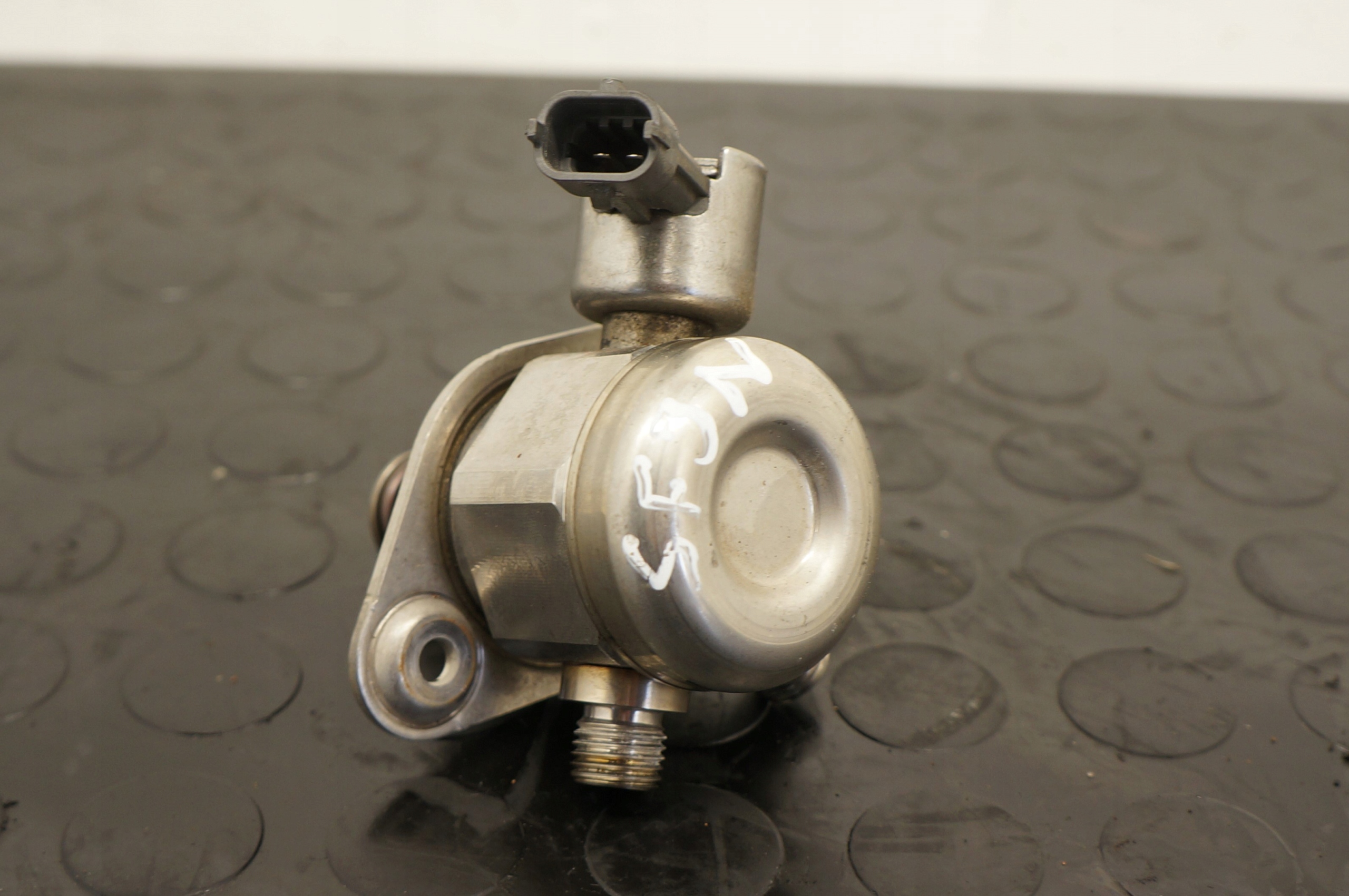 POMPA PALIWA FORD FIESTA FOCUS B-MAX 1.0 J1BG-9D376-AA