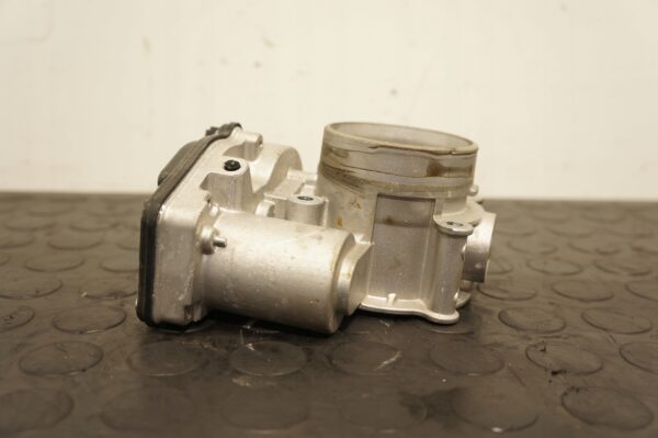 PRZEPUSTNICA FORD KUGA 2.5 HYBRYDA DS7E-9F991-AK