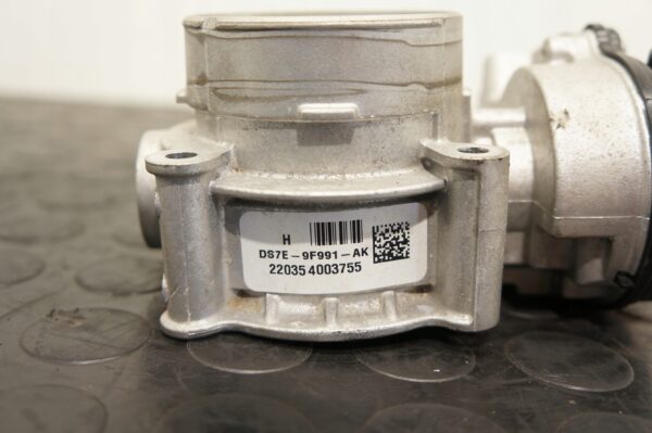 PRZEPUSTNICA FORD KUGA 2.5 HYBRYDA DS7E-9F991-AK