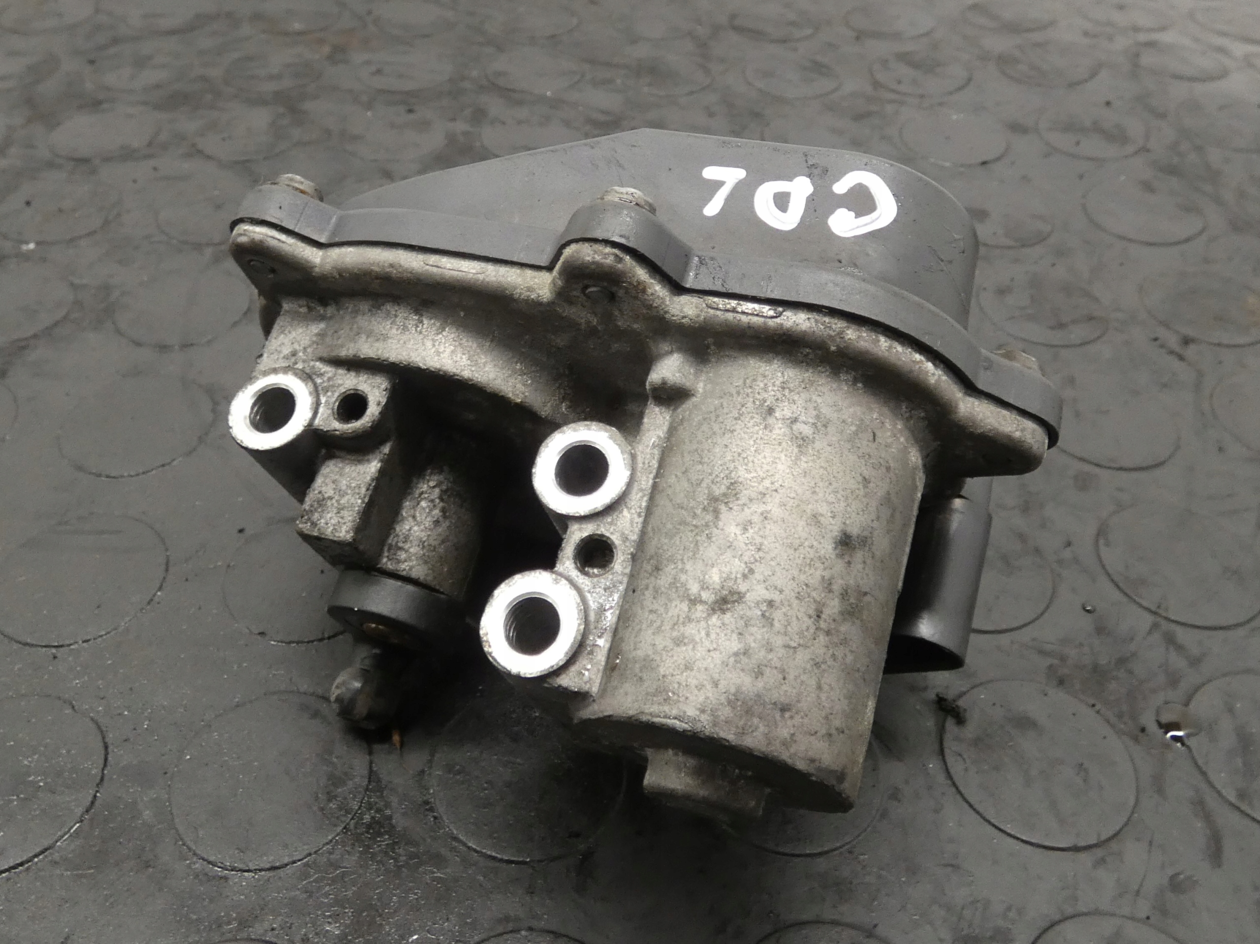 NASTAWNIK KLAP KOLEKTORA AUDI A4 B7 A6 C6 2,0TFSI 06F133482E