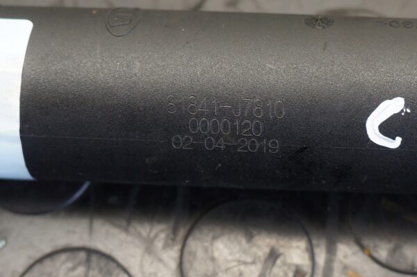 SIŁOWNIK KLAPY KIA CEED III 81841-J7810