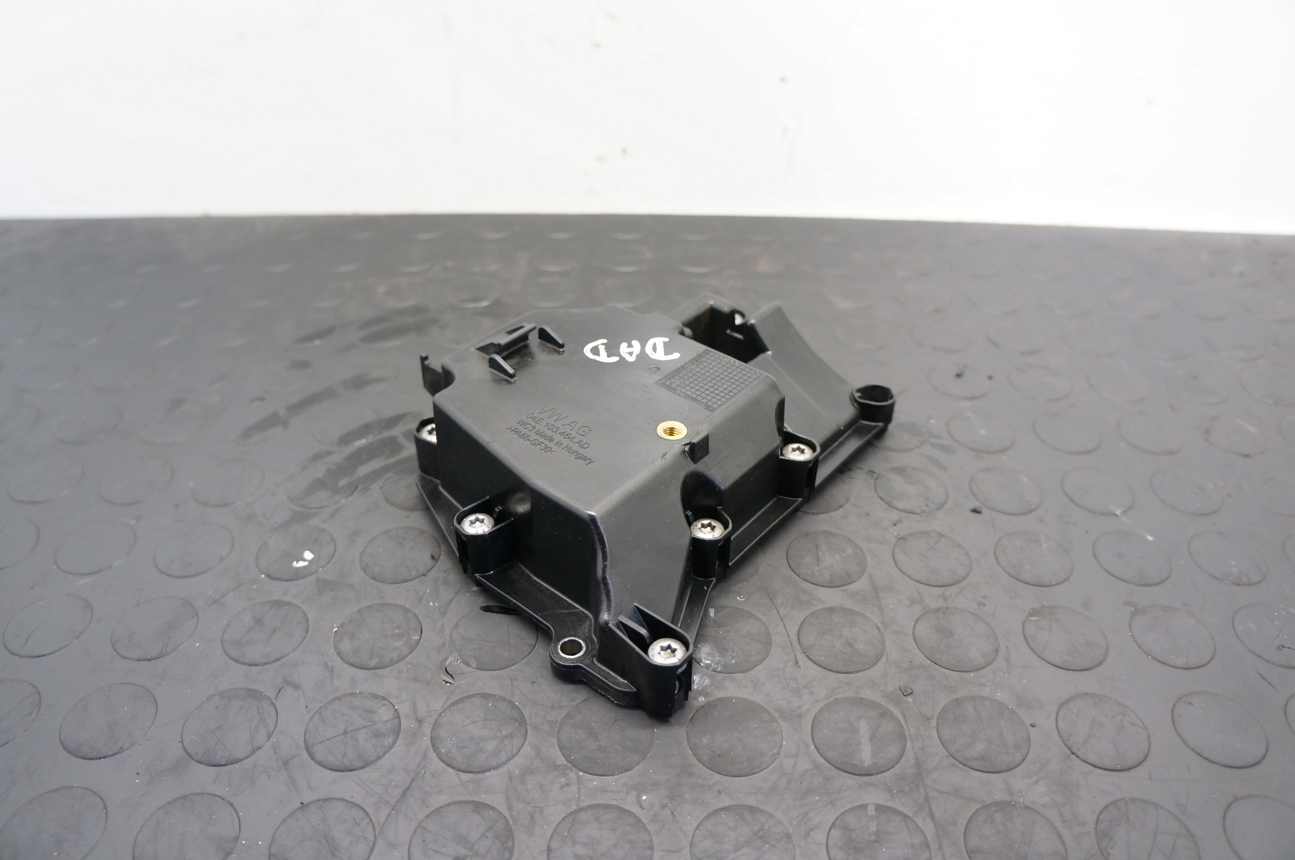 ODMA SEPARATOR OLEJU WKŁAD VW GOLF ARONA A3 1,5 TSI 04E103464AD