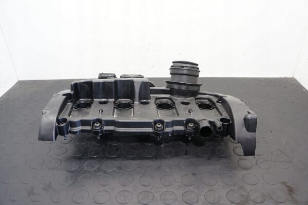 POKRYWA ZAWORÓW AUDI A4 B7 A6 C6 2,0TFSI 06F129101R