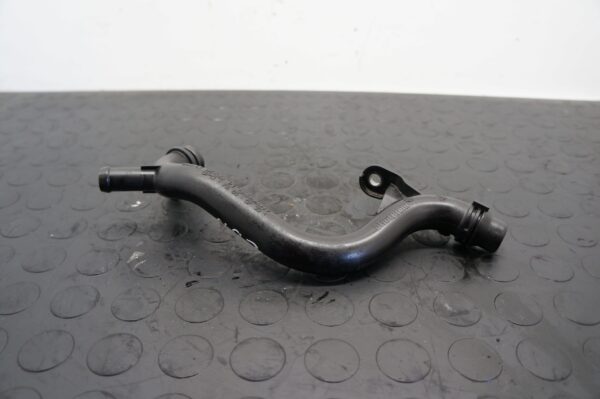 RURKA WODY AUDI A4 A5 Q5 GOLF PASSAT 2,0TFSI 06H121065D