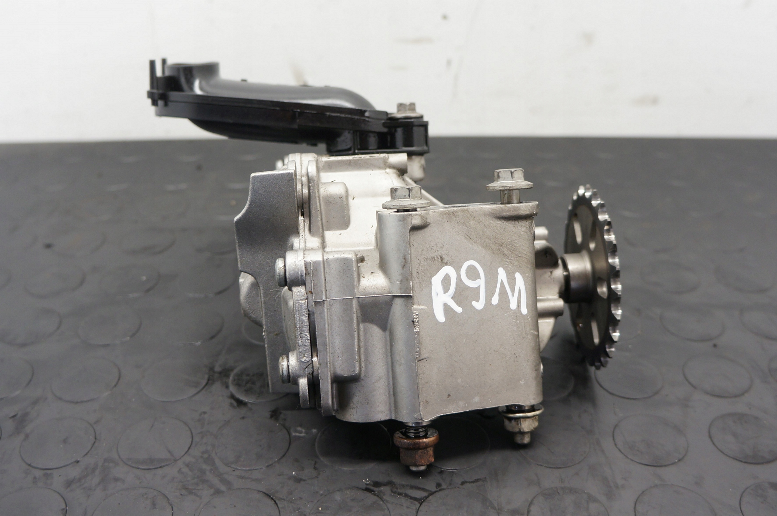 POMPA OLEJU RENAULT TRAFIC III QASHQAI VIVARO B 1,6 DCI 150001650R