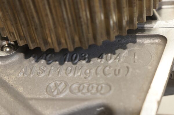 GŁOWICA WAŁKI VW POLO SKODA FABIA SEAT IBIZA 1.0 TSI 04C103404L 04C103475Q