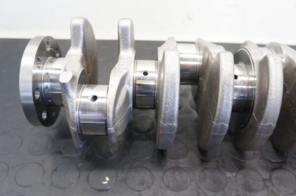 WAŁ KORBOWY RENAULT TRAFIC III QASHQAI VIVARO B 1,6 DCI 5599R NOWY R9M