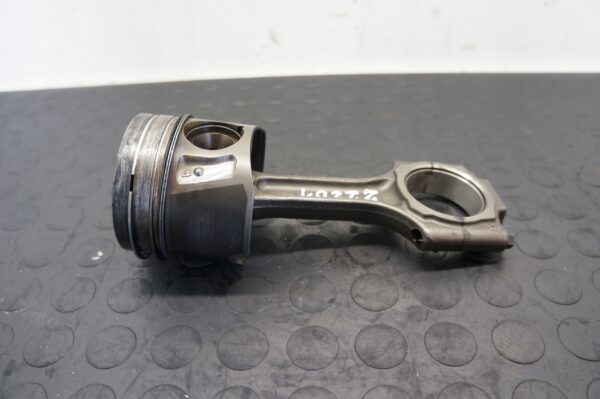 TŁOK Z KORBOWODEM CHEVROLET CAPTIVA OPEL ANTARA 2.2 CDTI Z22D1