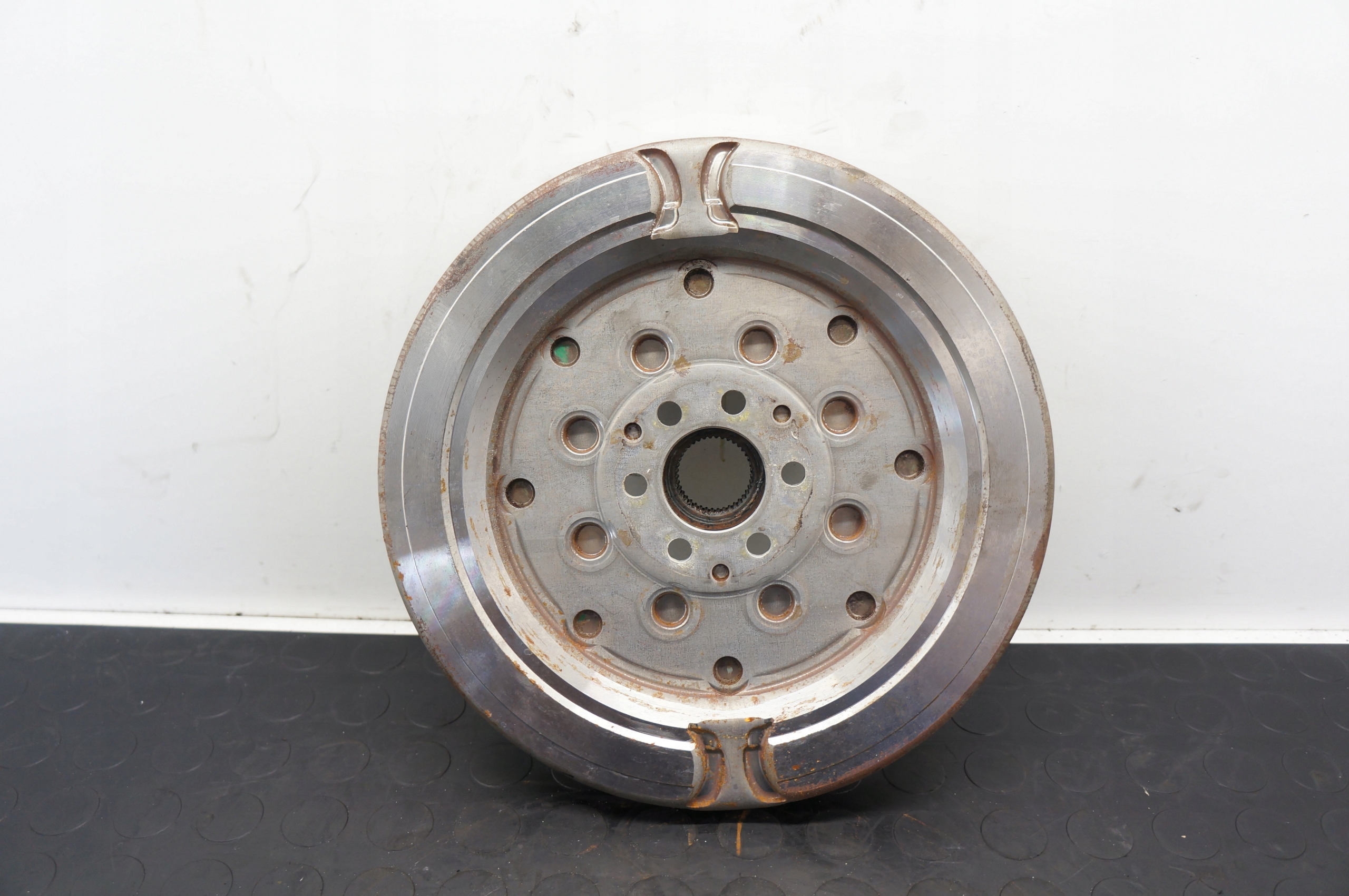 17606230961-69693f664edb9 KOŁO ZAMACHOWE DWUMASOWE VW GOLF VIII LEON A3 OCTAVIA 1.4 DGE 04E105266AD