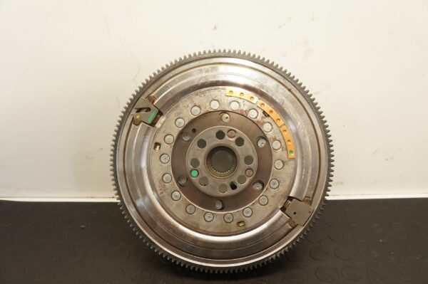 KOŁO DWUMASOWE ZAMACHOWE BMW 2 F44 MINI F55 F56 F57 F60 1.5T 5A40868