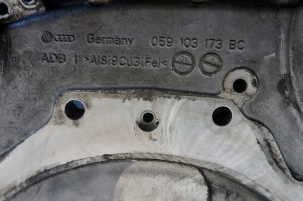 OBUDOWA ROZRZĄDU AUDI A4 A6 C6 Q5 PHAETON 2,7 3,0 TDI CGK CCW 059103173BC