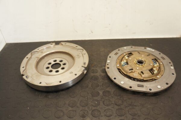 SPRZĘGŁO AUTOMAT TOYOTA YARIS IV MAZDA 2 KB 1,5 HYBRID 1J060003