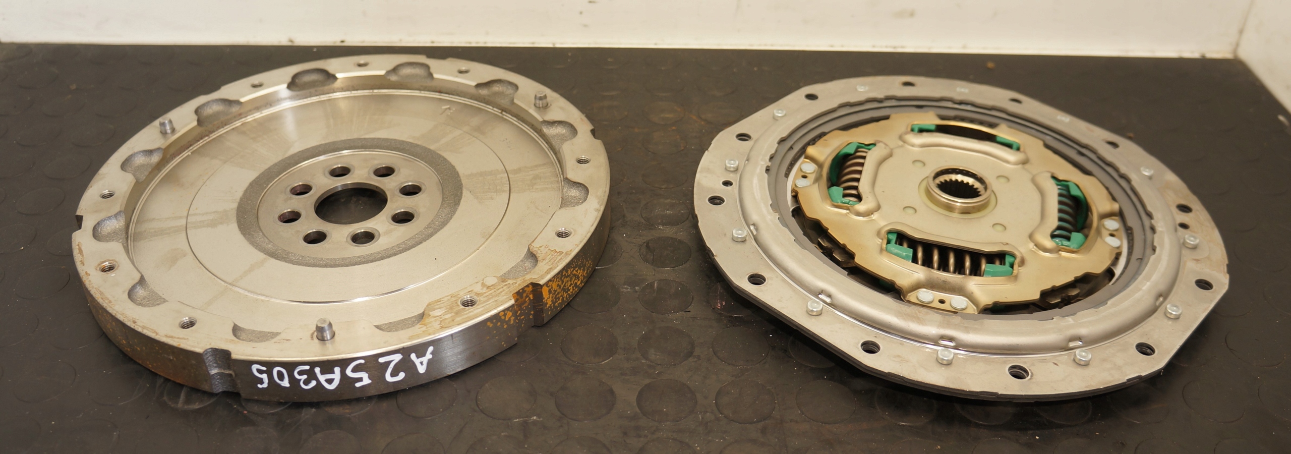 SPRZĘGŁO AUTOMAT TOYOTA LEXUS NX RAV-4 2,5i A25A HYBRID 3H300336 ML AISIN