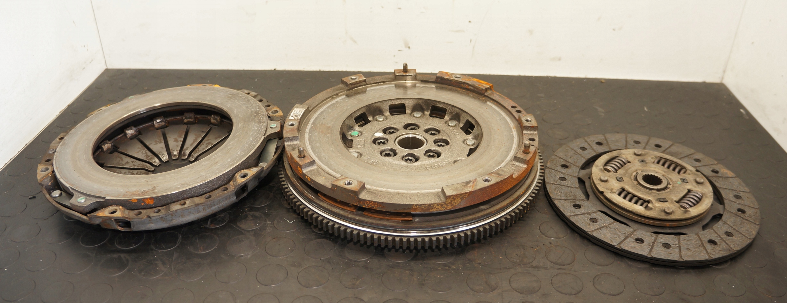 SPRZĘGŁO KOŁO DWUMASOWE FIAT 500X JEEP RENEGADE 1,0T 46343150 463525160