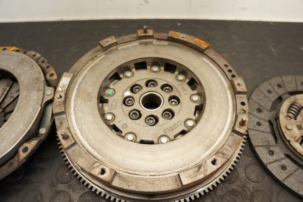 SPRZĘGŁO KOŁO DWUMASOWE FIAT 500X JEEP RENEGADE 1,0T 46343150 463525160