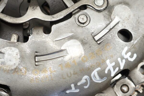 SPRZEGŁO SZTYWNE SKODA OCTAVIA VW GOLF VII T-ROC 1,6TDI 04L141015D