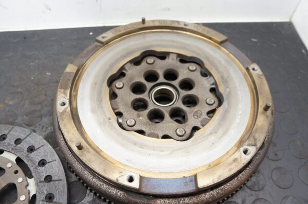 SPRZĘGŁO DWUMAS BMW 1 F40 2 F44 X1 F48 X2 F39 MINI 2.0D 8600217 8671942