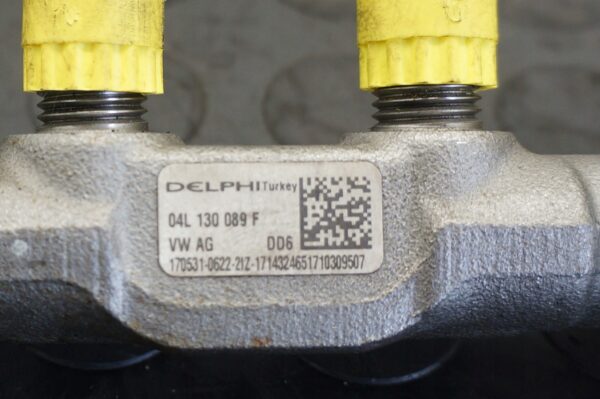 LISTWA WTRYSKOWA VW GOLF SEAT LEON AUDI A3 1,6 TDI 04L130089F 04L906054