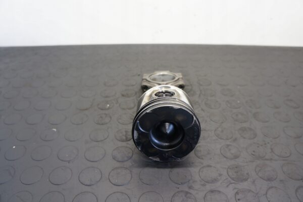 TŁOK Z KORBOWODEM FIAT BRAVO ALFA MITO 1,6 JTDM 198A2000