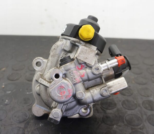 POMPA WTRYSKOWA BMW 1 2 3 4 5 X3 X4 2.0D 0445010764 8511626