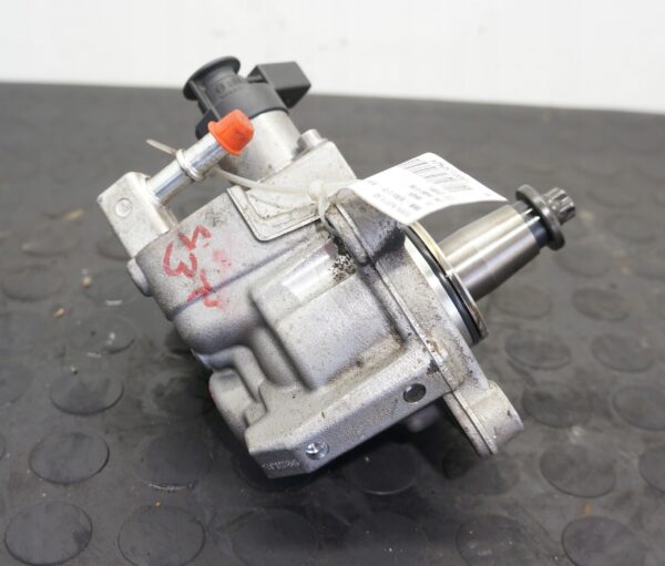 POMPA WTRYSKOWA BMW 1 2 3 4 5 X3 X4 2.0D 0445010764 8511626