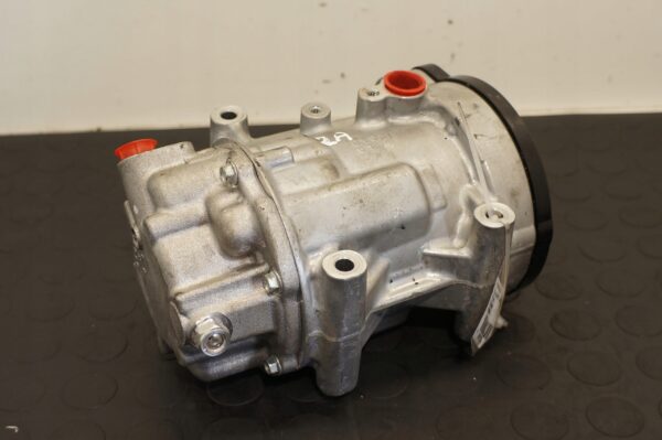 KOMPRESOR KLIMATYZACJI TOYOTA C-HR 1.8 042400-2750