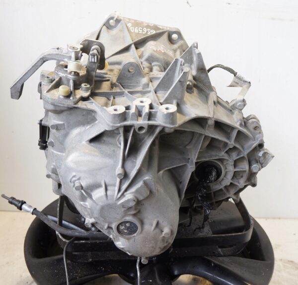 SKRZYNIA BIEGÓW BMW X1 F48 X2 F39 MINI F60 1,5 D B37 GS6-59DG 8689380 ADB