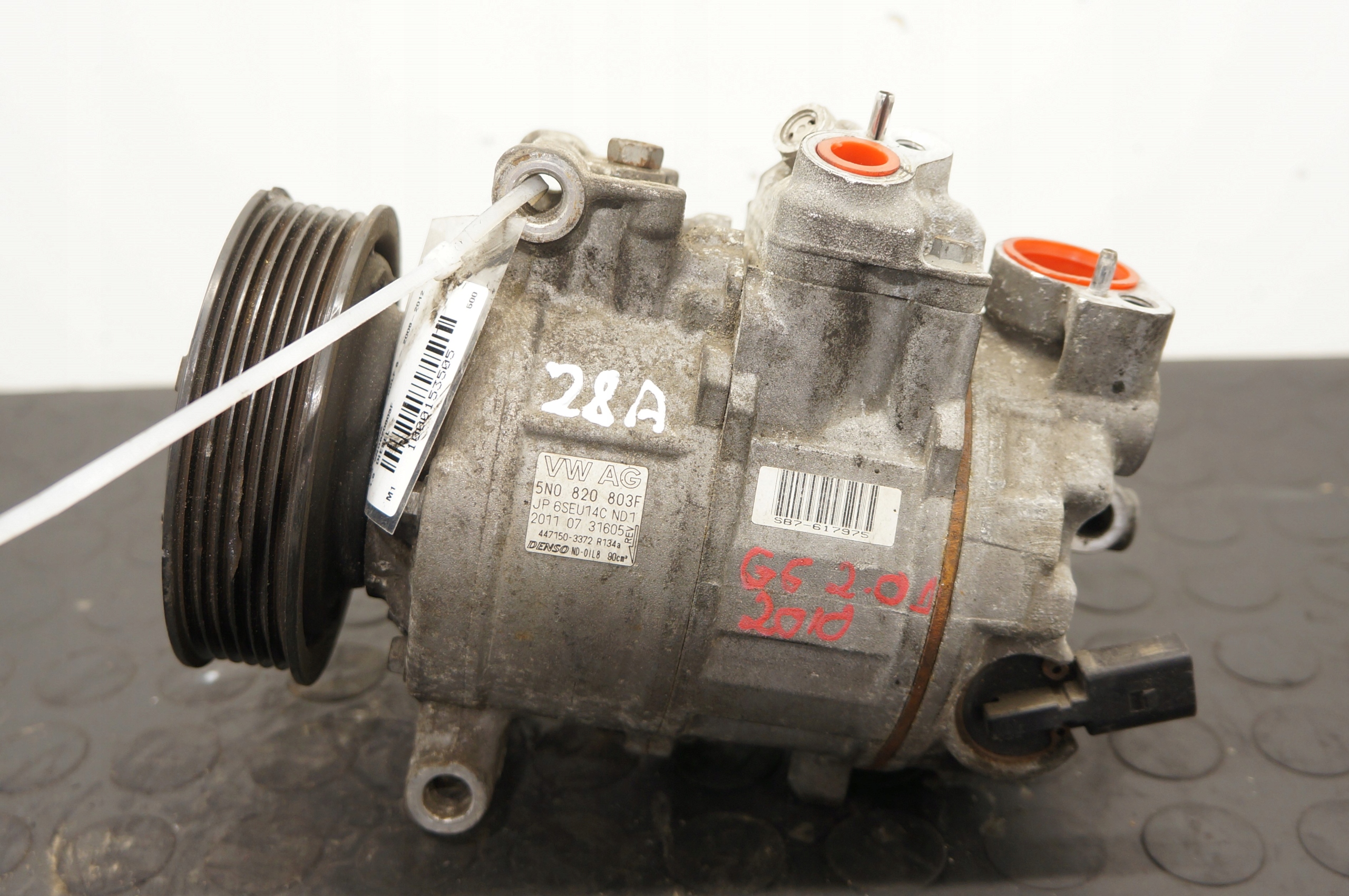 SPRĘŻARKA KLIMATYZACJI VW GOLF VI A3 LEON 1,6 1.9 2.0TDI 5N0820803F