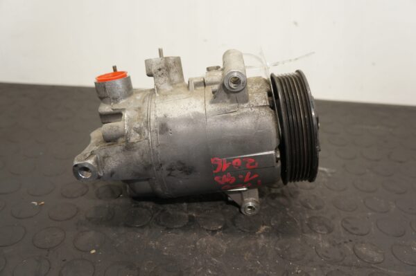 SPRĘŻARKA KLIMATYZACJI VW GOLF VI A3 LEON 1.6 1.9 2.0TDI 5Q0820803D