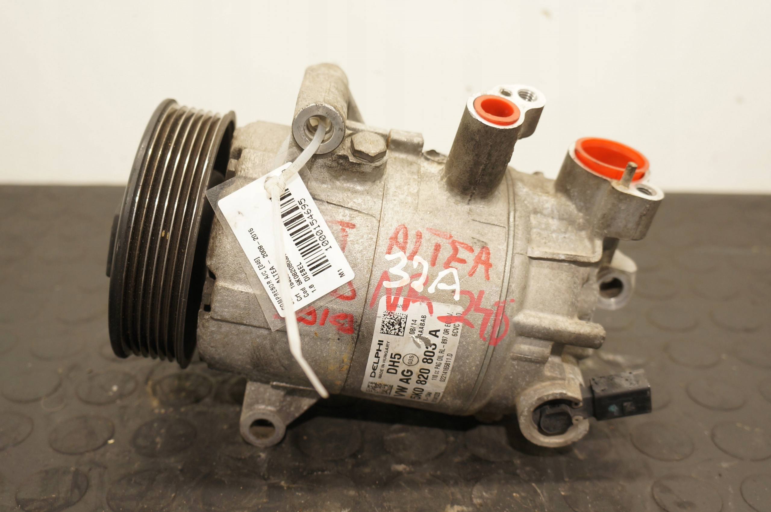 SPRĘŻARKA KLIMATYZACJI VW GOLF VI A3 LEON 1.6 1.9 2.0TDI 5K0820803A