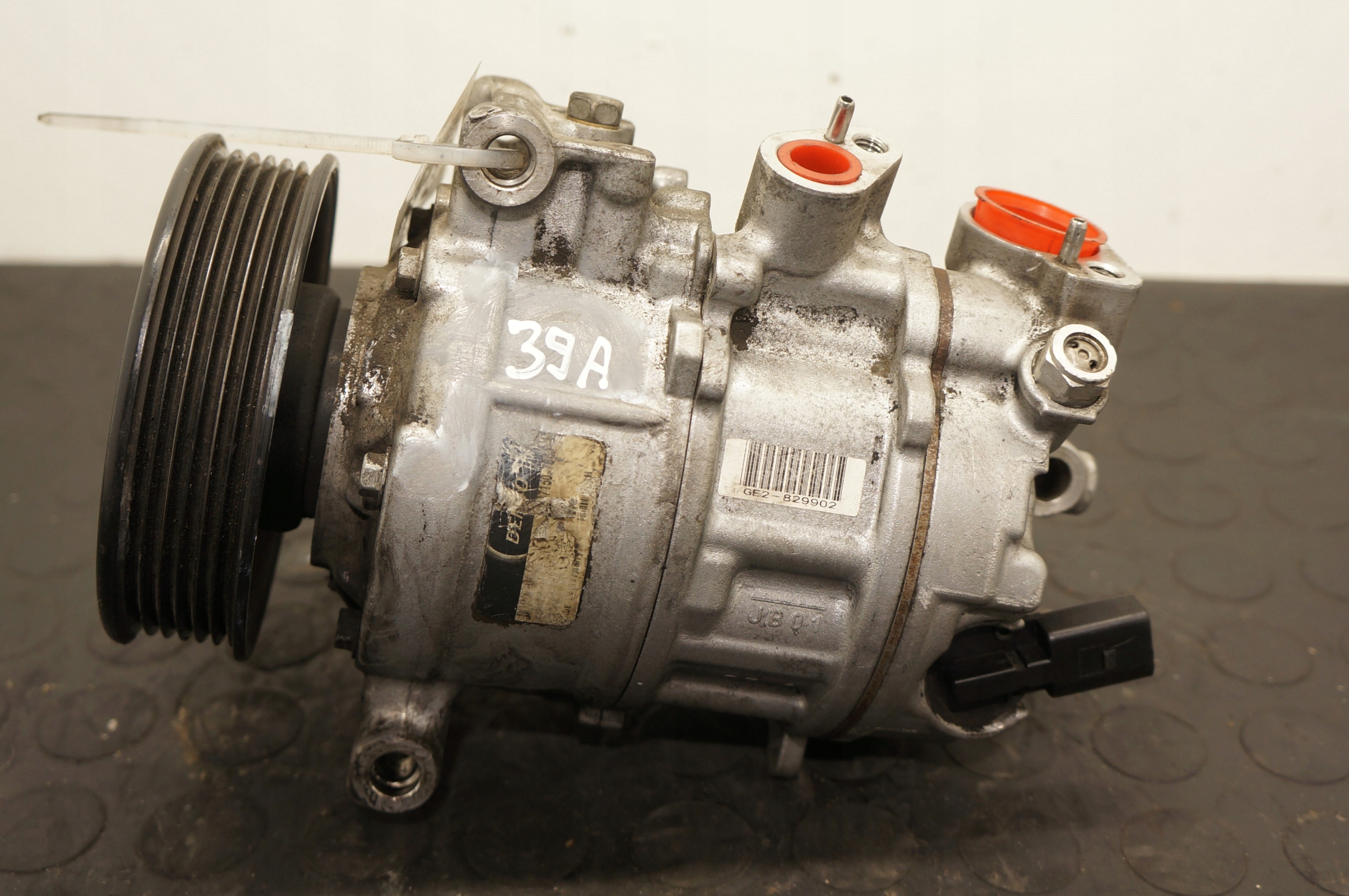 KOMPRESOR KLIMATYZACJI VW GOLF SEAT LEON AUDI A3 1,6 2.0 TDI 5Q0816803D