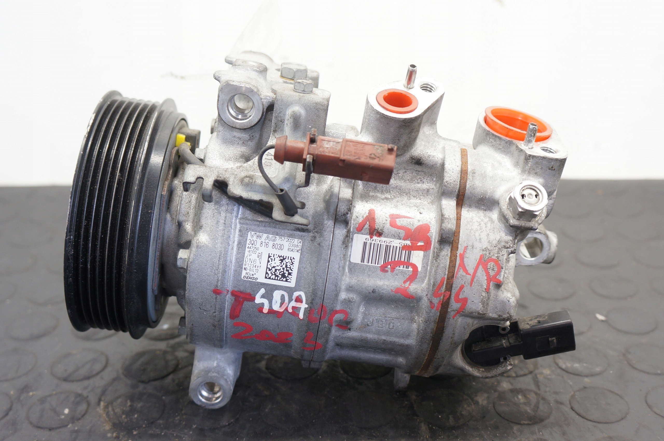 KOMPRESOR KLIMATYZACJI VW GOLF TIGUAN A3 PASSAT 1.5 TSI 2.0TDI 3Q0816803D