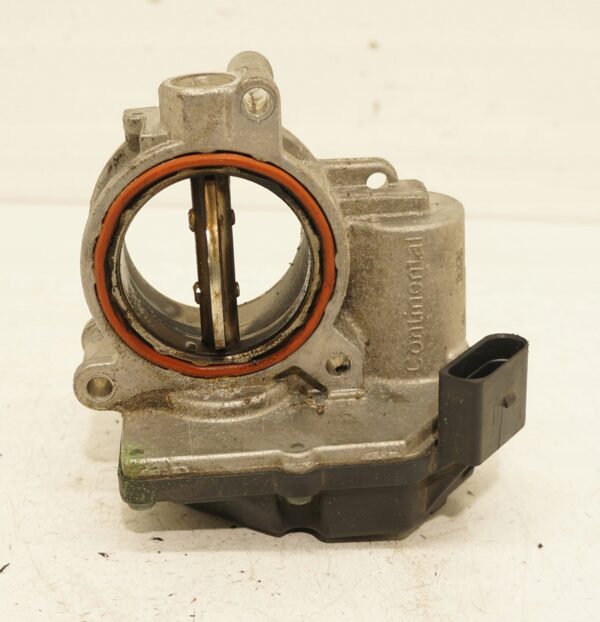 PRZEPUSTNICA PORSCHE CAYENNE AUDI S4 S5 S6 3.0 TFSI 057128063G