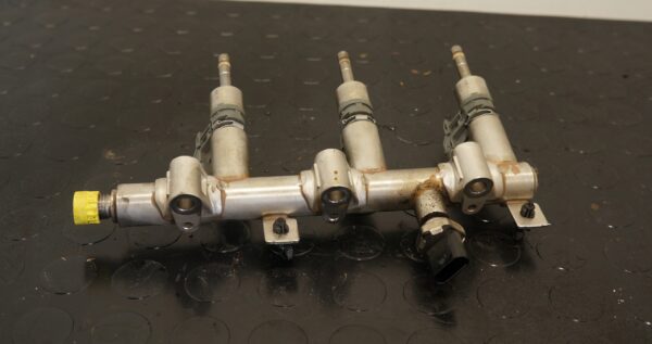 LISTWA WTRYSKOWA FIAT 500X JEEP RENEGADE 1,0T 46338801 46338077