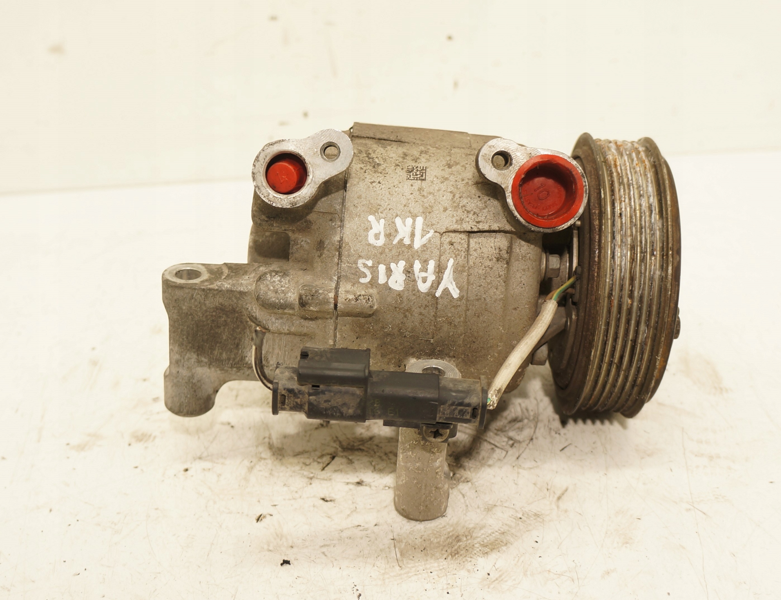 KOMPRESOR KLIMATYZACJI TOYOTA YARIS II AYGO C1 107 1,0 1KR 88310-YV010-D