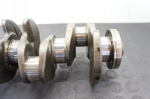 WAŁ KORBOWY VW GOLF V PASSAT A3 8P 1,9TDI 038L NOMINAŁ