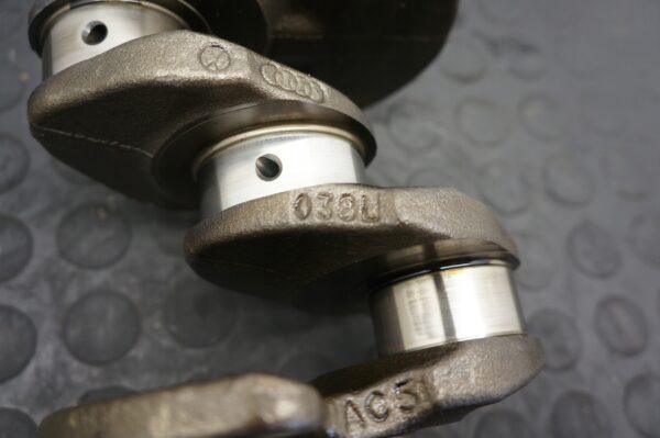 WAŁ KORBOWY VW GOLF V PASSAT A3 8P 1,9TDI 038L NOMINAŁ