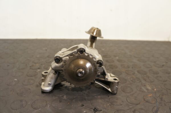 POMPA OLEJU VW GOLF V JETTA III 1.9 2,0 TDI BLS BMP BMM 038115105C