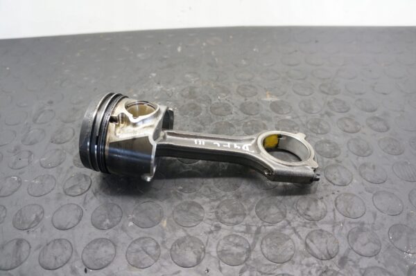 TŁOK Z KORBOWODEM KIA RIO HYUNDAI I20 1.4 CRDI D4FC