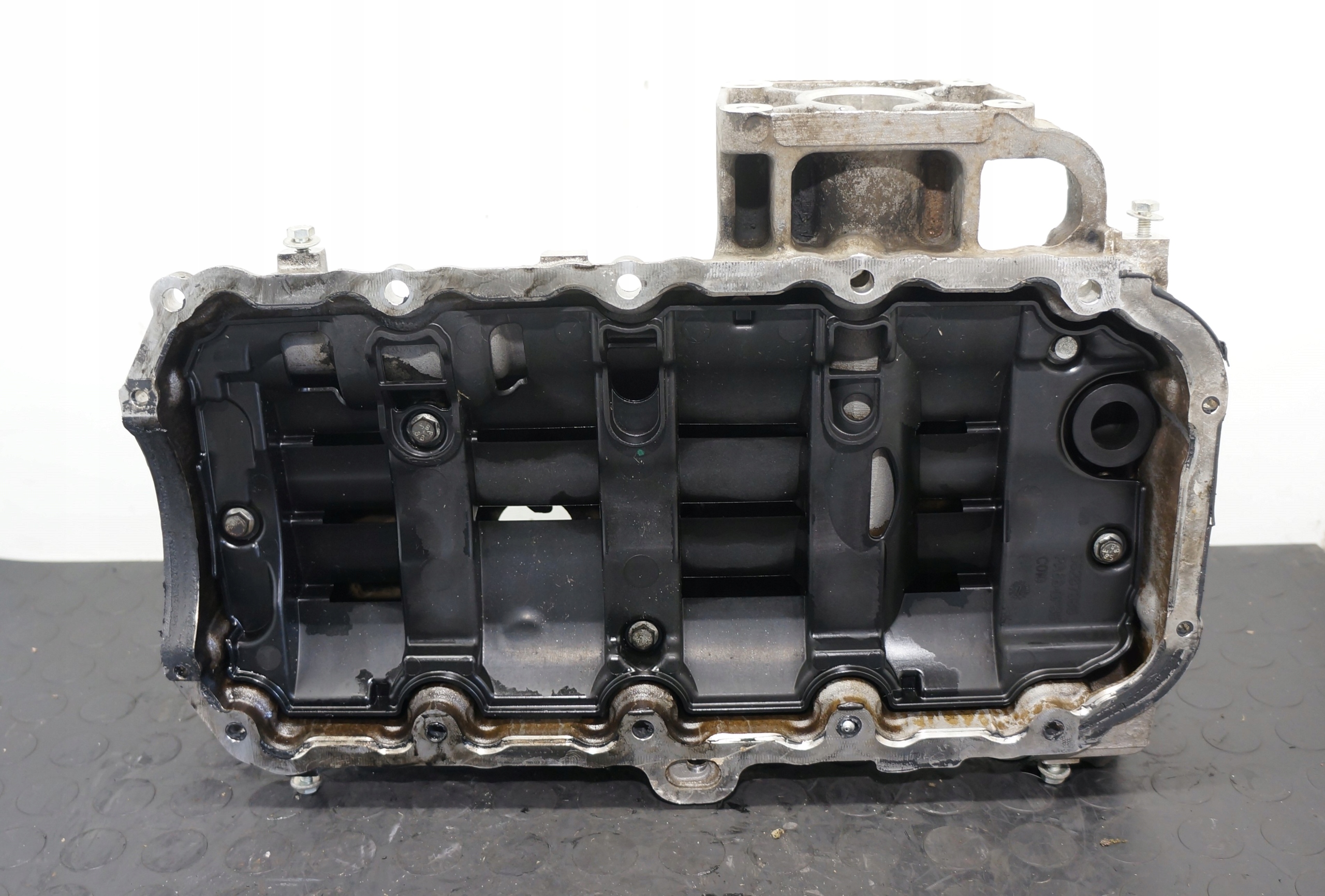 MISKA OLEJOWA ALFA ROMEO STELVIO GULIA 2.2 JTDM 46341389