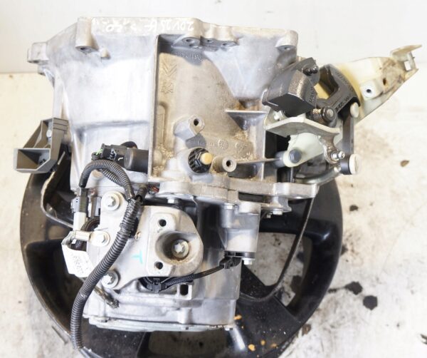 SKRZYNIA BIEGÓW OPEL CORSA PEUGEOT 308 CITROEN C3 1,2THP 20V256