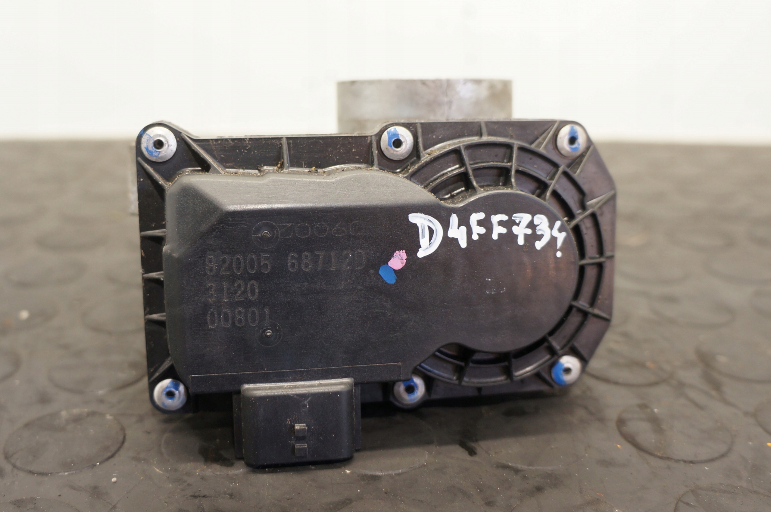 PRZEPUSTNICA DACIA SANDERO LOGAN CLIO 1.2 8200568712D