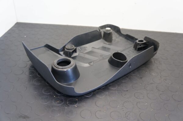 GÓRNA OSŁONA SILNIKA MG ZS SUV 1.0 T-GDi 30075641