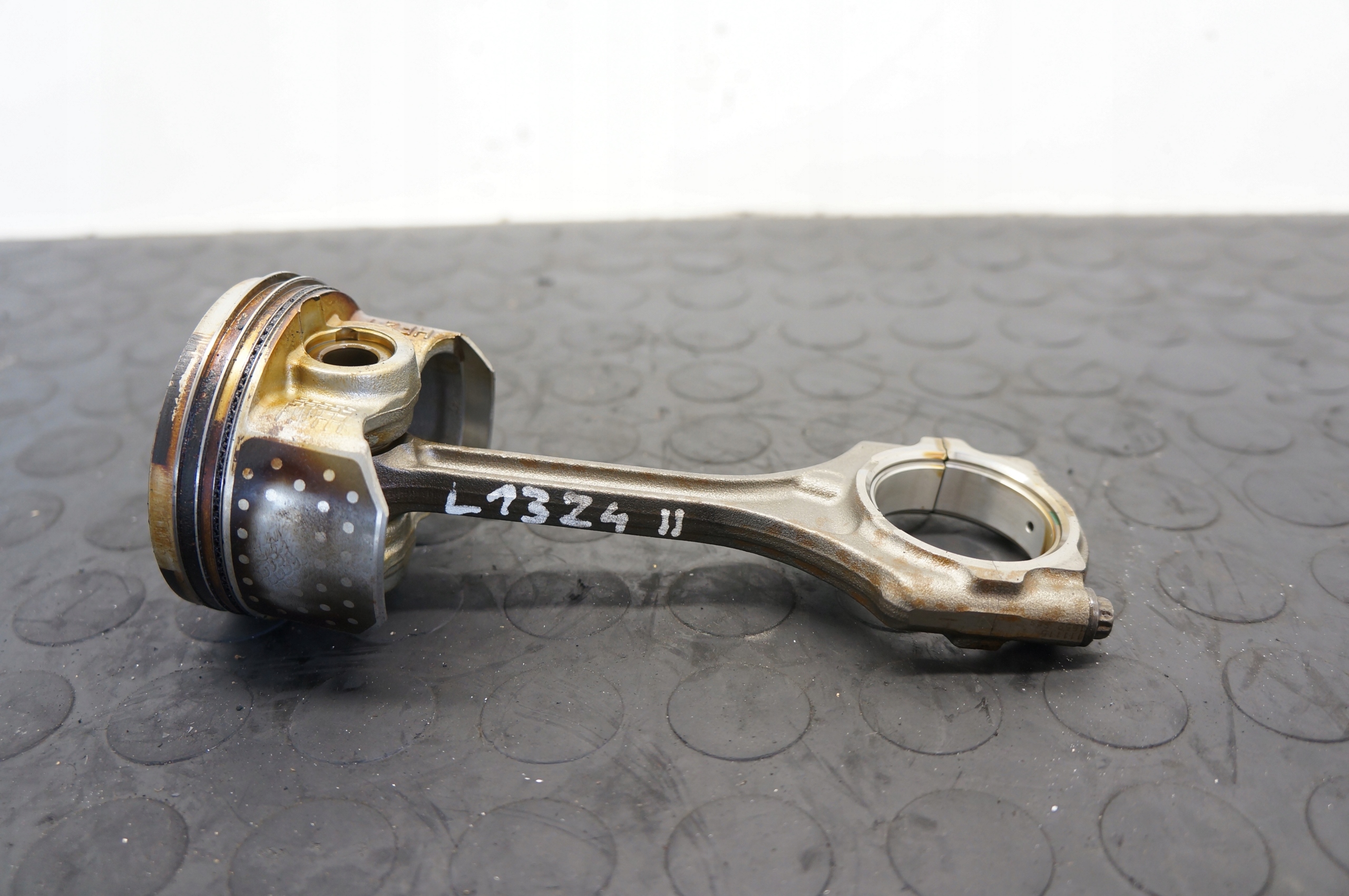 TŁOK Z KORBOWODEM HONDA CIVIC UFO 1,4 I-VTEC L13Z4 HF21 RBO96