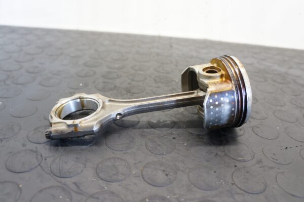 17737412789-6969130947c55 TŁOK Z KORBOWODEM HONDA CIVIC UFO 1,4 I-VTEC L13Z4 HF21 RBO96